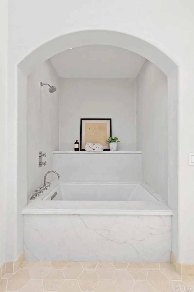 https://cdn.realtyfeed.com/cdn/127/306563885/eb71b7c4d2611d8c0a6e5a21d2a3c7f1.webp