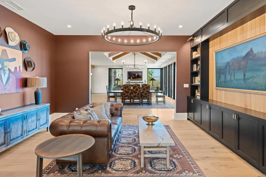 https://cdn.realtyfeed.com/cdn/127/306563912/ad1da4960a22b80c74b79b36989e8801.webp