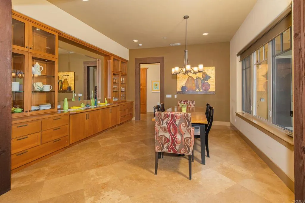 https://cdn.realtyfeed.com/cdn/127/306563942/a7387619011e12c1c91423deaa90c40d.webp
