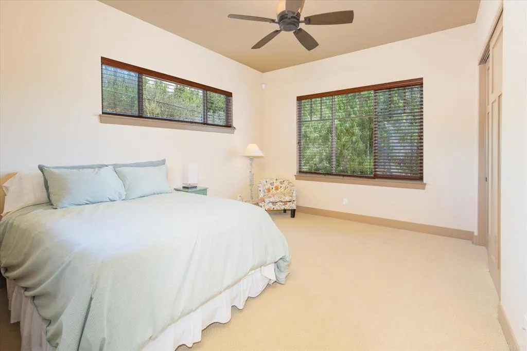 https://cdn.realtyfeed.com/cdn/127/306563942/d378acb231b78fabe8d0eb5cca5321a4.webp