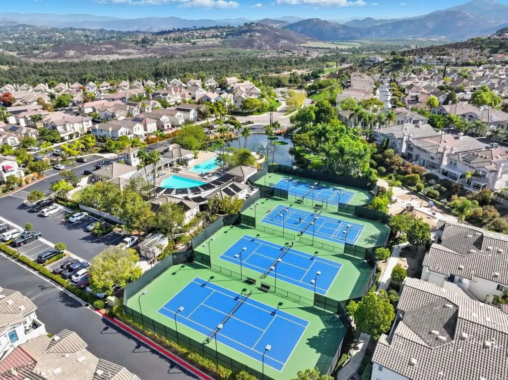 https://cdn.realtyfeed.com/cdn/127/306563944/9d149a21ac153b69e6dfbf8fefa82613.webp