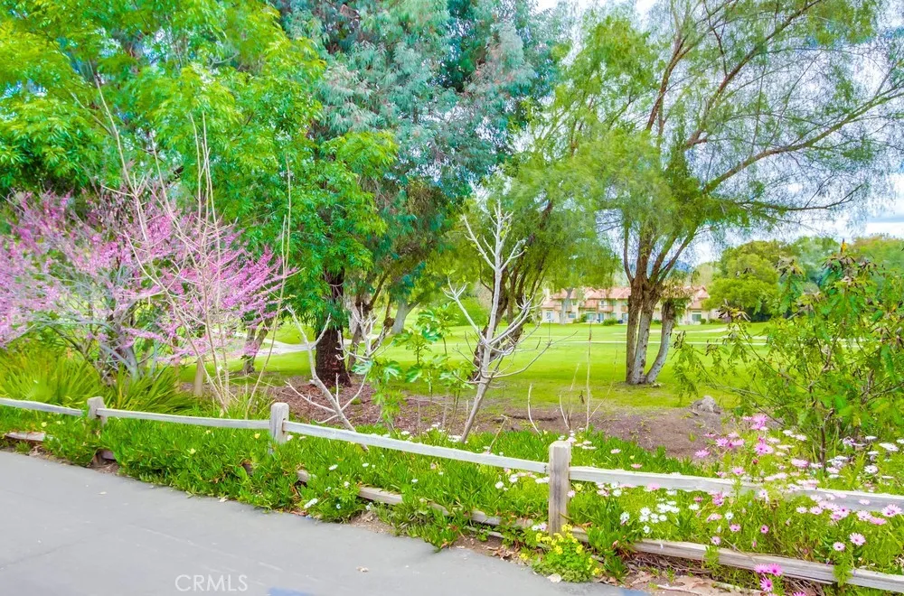 https://cdn.realtyfeed.com/cdn/127/306563985/7869d77f90829df9aa97ef816034fa09.webp
