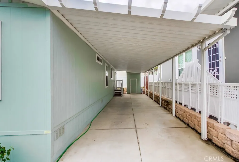 https://cdn.realtyfeed.com/cdn/127/306563985/9e52bac8cac863f51b8147363cd71bac.webp