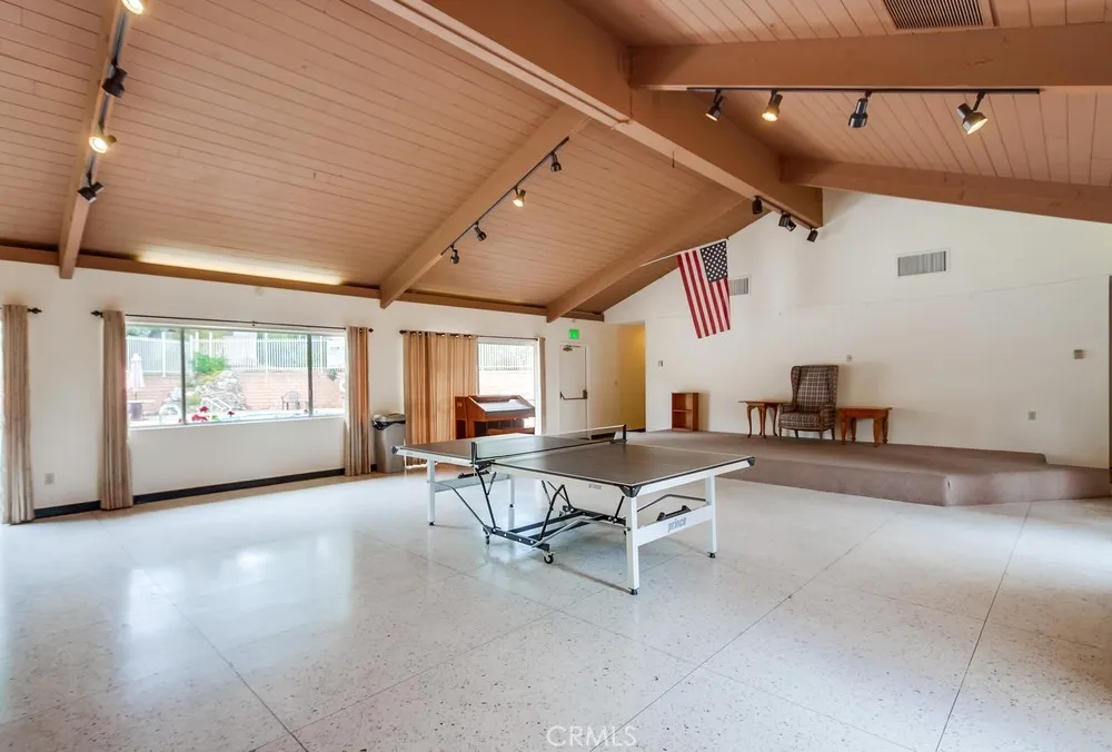 https://cdn.realtyfeed.com/cdn/127/306563985/c2cc297fb3617d1c1ad0fa3ce5c2c37b.webp