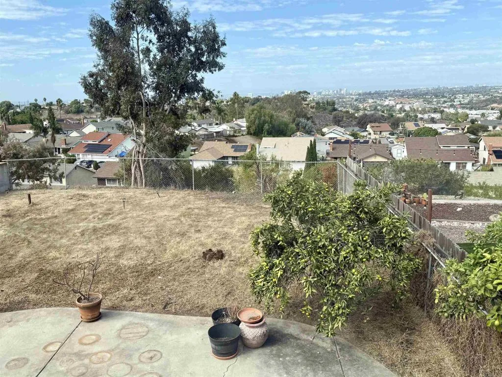https://cdn.realtyfeed.com/cdn/127/306564006/2e1fcf388550ec7194bf82cb1f8430b2.webp