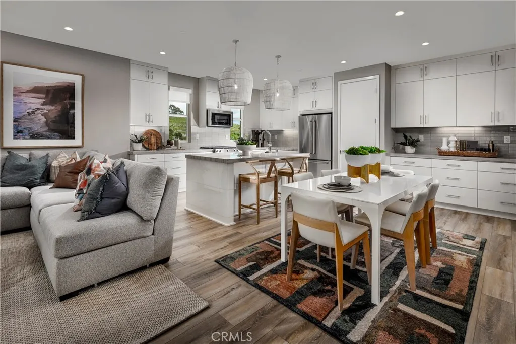 Photo #5: OC25236982 Listing 