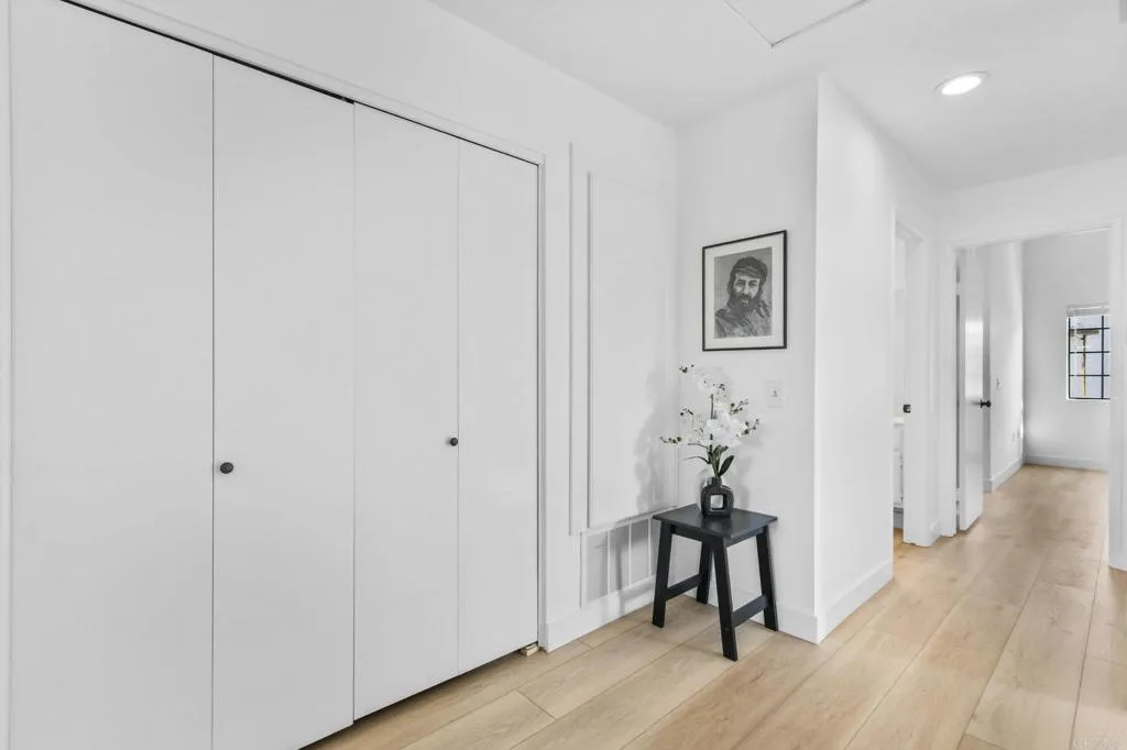 https://cdn.realtyfeed.com/cdn/127/306564044/04280ecc0a25d133bddc95f933a0113a.webp