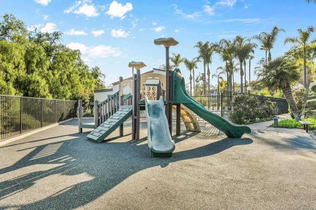 https://cdn.realtyfeed.com/cdn/127/306564044/86769bc8911a2e9fe3b3e1ef016da44b.webp