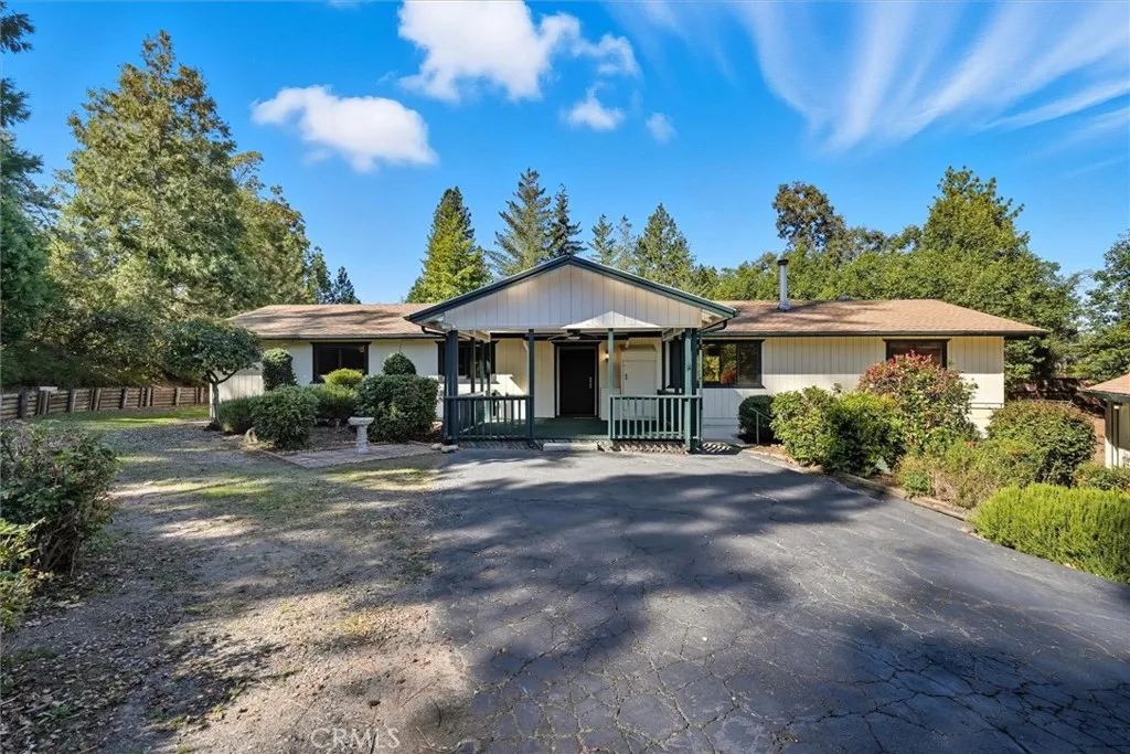 38040 Wortham, Oakhurst, CA 93644 - Photo 2 of 54, Oakhurst, CA