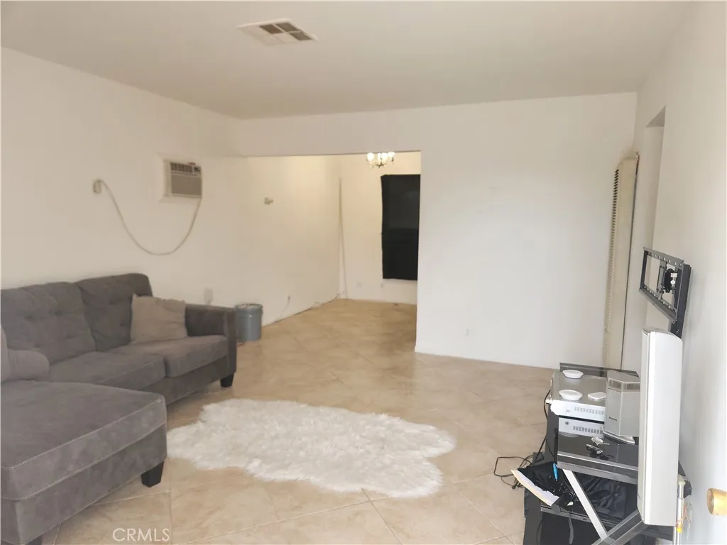 36028 Dividing Line Street, Yermo, CA 92398 - Photo 3 of 12, Yermo, CA
