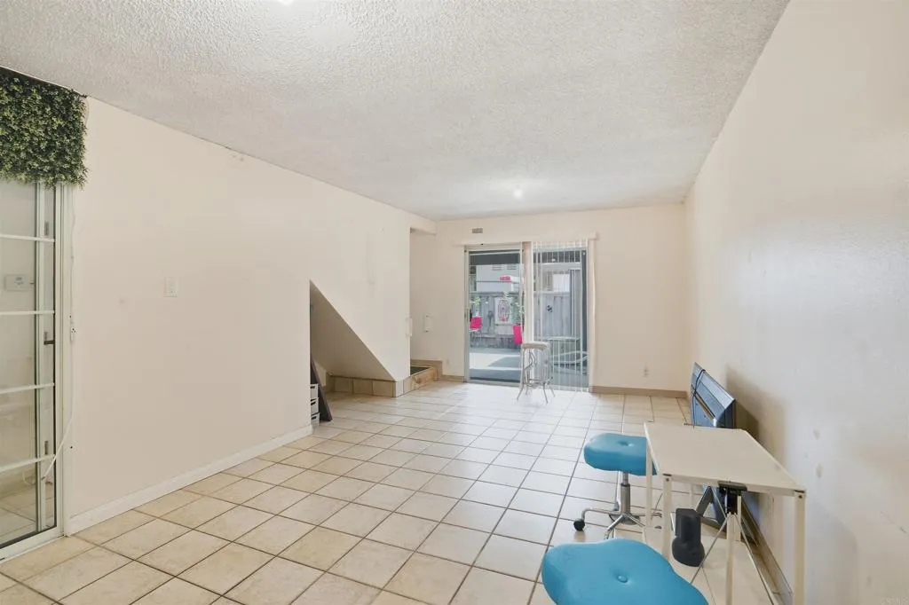 Photo #6: PTP2507768 Listing 