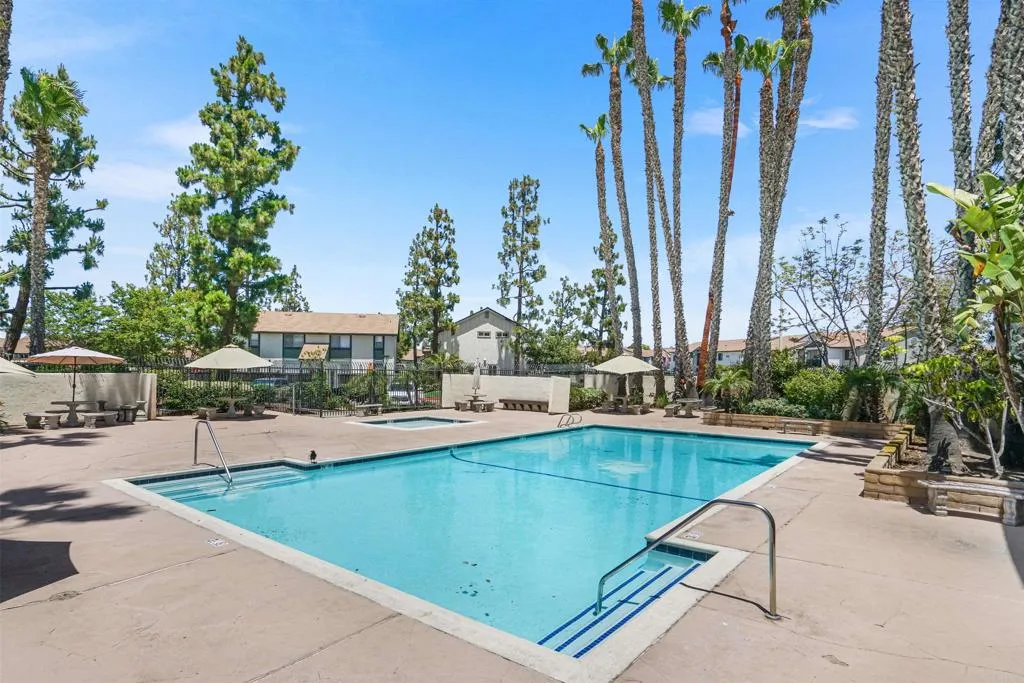 https://cdn.realtyfeed.com/cdn/127/306564156/cf5c24ced33798f80a8aa3bf2114194f.webp