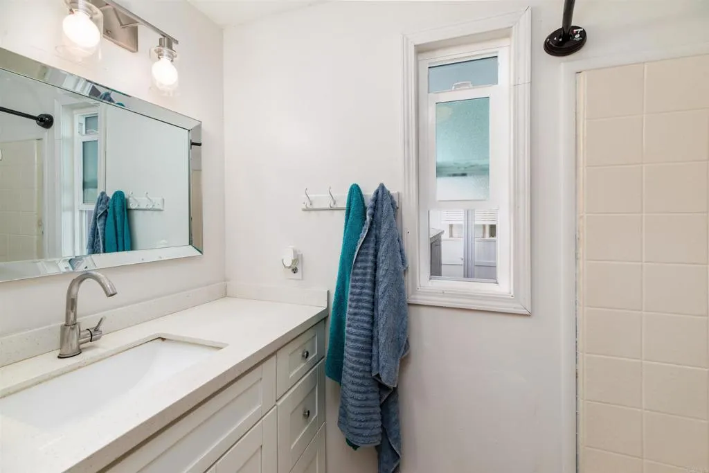 https://cdn.realtyfeed.com/cdn/127/306564186/1f32456076bc2b9ce493e90509ef0e54.webp