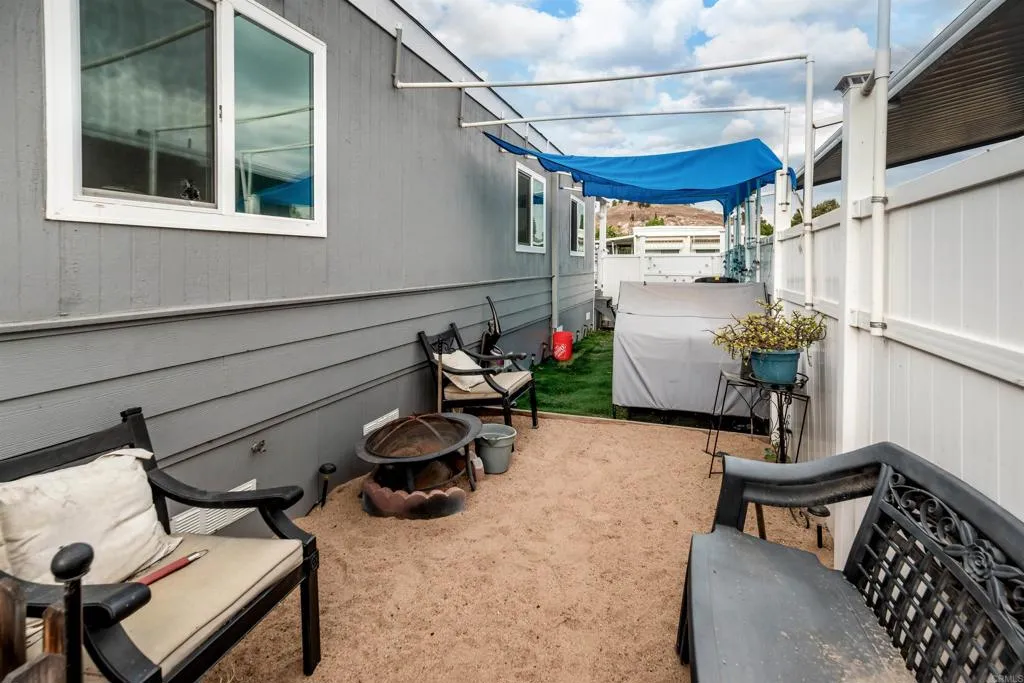 https://cdn.realtyfeed.com/cdn/127/306564186/6163c950c440ffb64ba41a7db2fadc49.webp