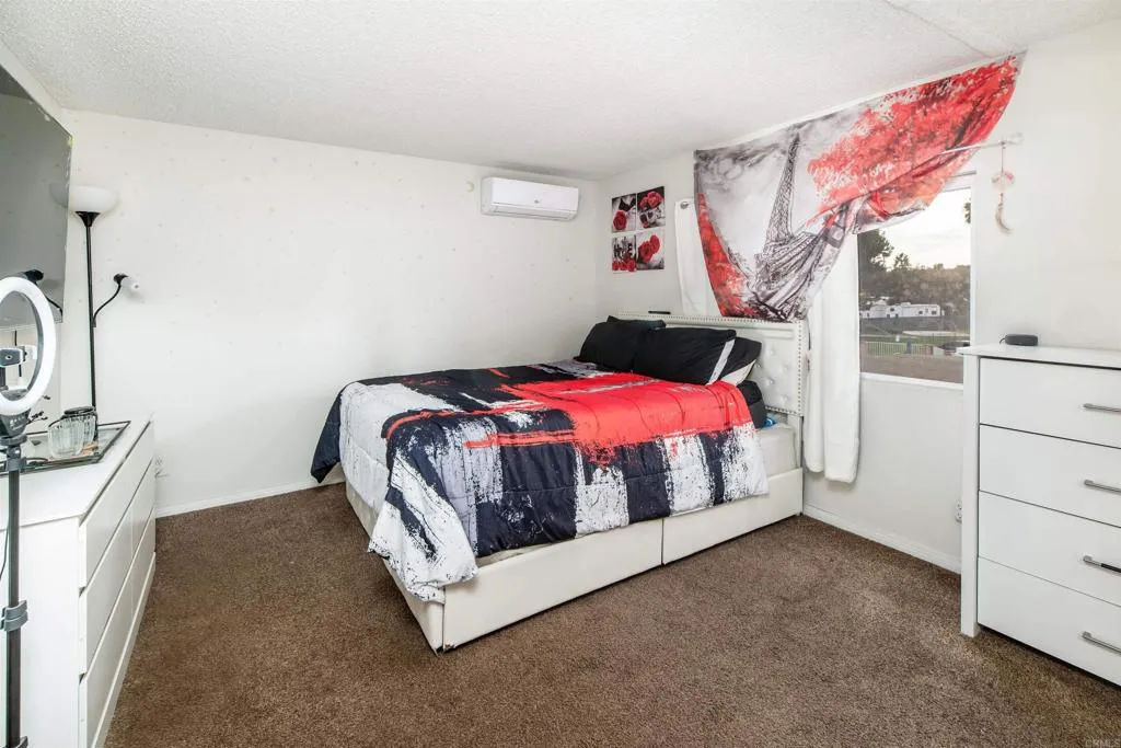 https://cdn.realtyfeed.com/cdn/127/306564186/6504a9e08a72d4c34861c48ef5e13691.webp