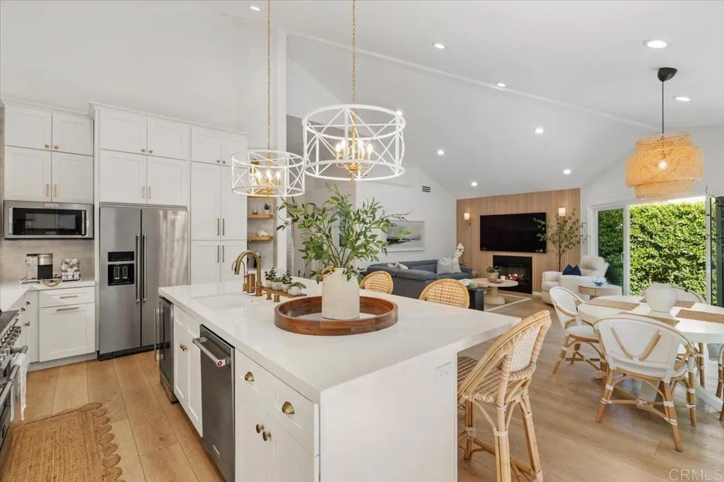 https://cdn.realtyfeed.com/cdn/127/306564205/243a6a7a884ae43beb63c8ad36fcbeab.webp