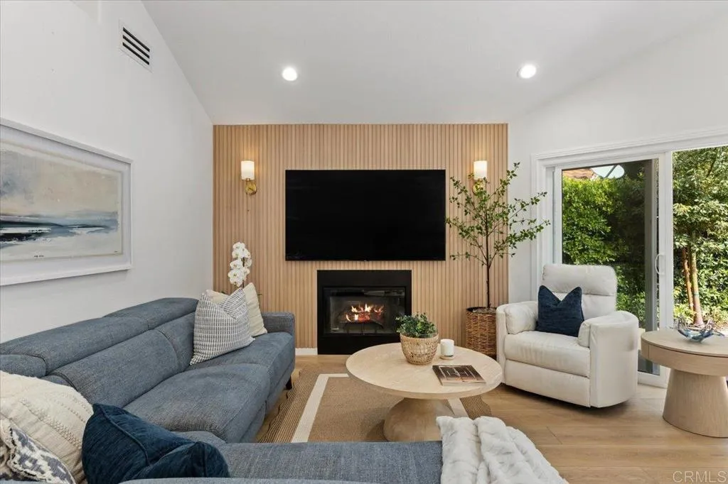 https://cdn.realtyfeed.com/cdn/127/306564205/98291b49a87d42fcd9734084948a4c91.webp