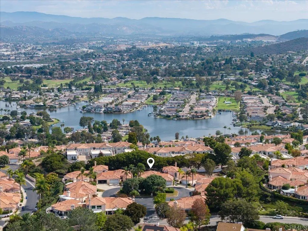 https://cdn.realtyfeed.com/cdn/127/306564205/f3b8b04e46144bdc223ad1f0461ac10c.webp