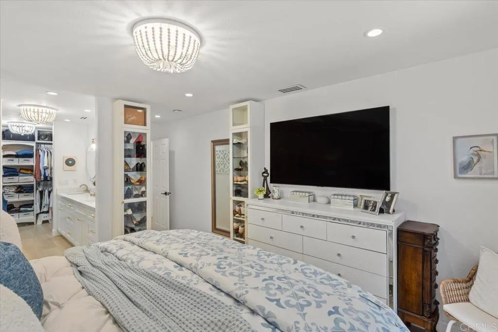 https://cdn.realtyfeed.com/cdn/127/306564205/f71e5c4a6907b424d8f5329a74baa5d3.webp