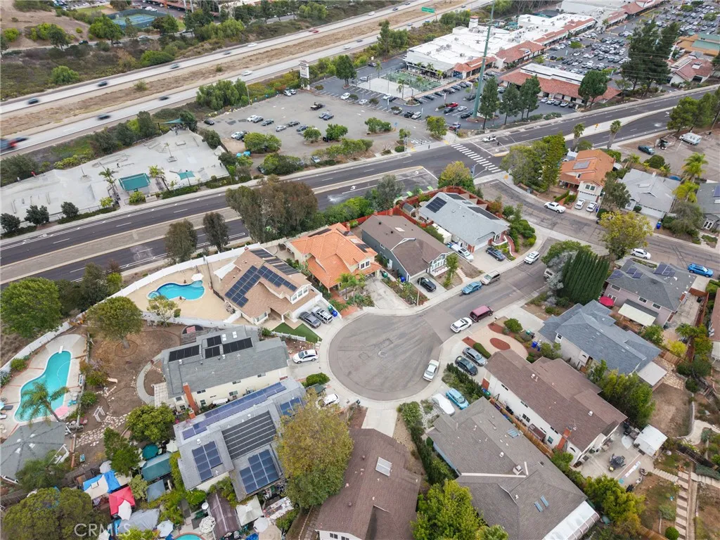 https://cdn.realtyfeed.com/cdn/127/306564268/1a17eea8a2ebabc8251c5236c23f181c.webp