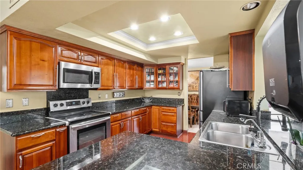 https://cdn.realtyfeed.com/cdn/127/306564268/b458c16bddeb6afc170073db0162c8f2.webp