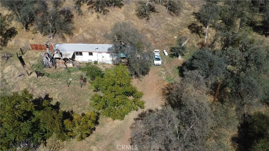 37799 Barberry Ln, Squaw Valley, CA 93675