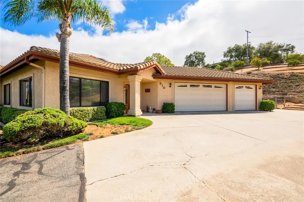 https://cdn.realtyfeed.com/cdn/127/306564307/0423e7404b004937f147540976230e8d.webp