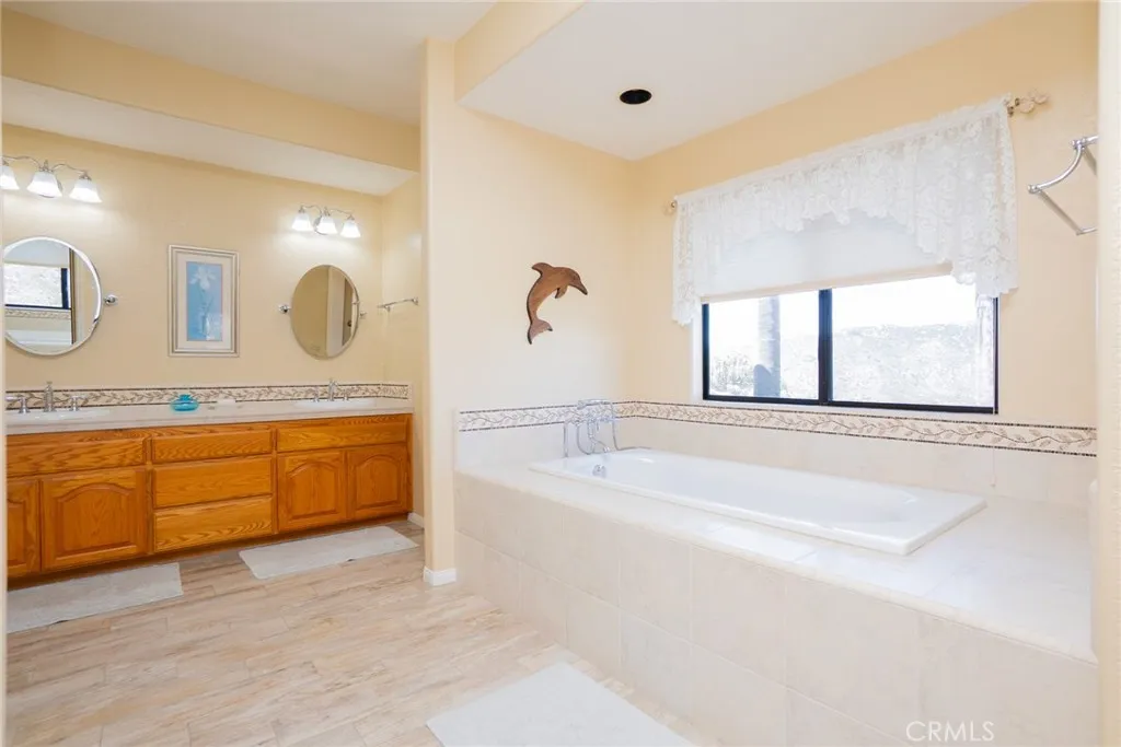 https://cdn.realtyfeed.com/cdn/127/306564307/44d0aa065a1c0f917f51aa9391b4e9aa.webp
