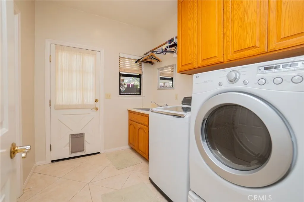 https://cdn.realtyfeed.com/cdn/127/306564307/59624bf096bd019ff53e90c5cee23fb9.webp