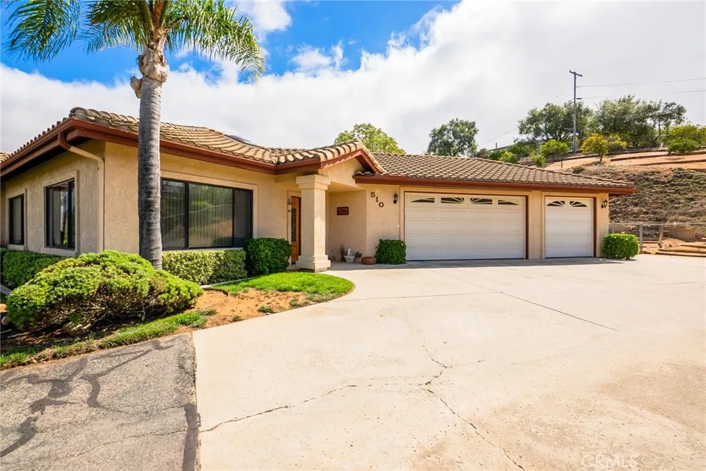 https://cdn.realtyfeed.com/cdn/127/306564307/c5933598808eae53e3835447d0311f7e.webp