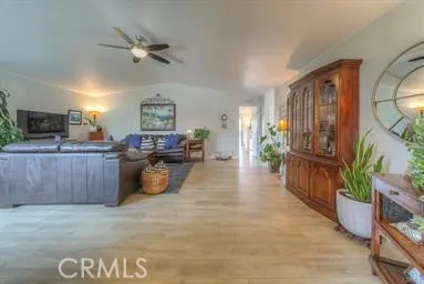 https://cdn.realtyfeed.com/cdn/127/306564328/bafe90c29d465c9ca0c467610cfc06fb.webp