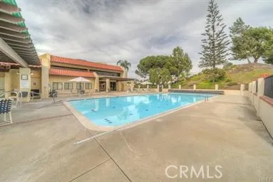 https://cdn.realtyfeed.com/cdn/127/306564328/f75e0cbae11f956f9675338699ee72c6.webp