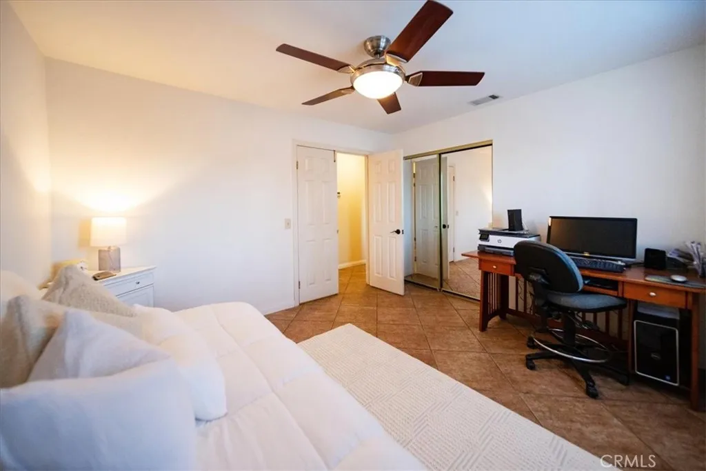https://cdn.realtyfeed.com/cdn/127/306564348/3807bcae1850e4f3b9705e1405687f7f.webp