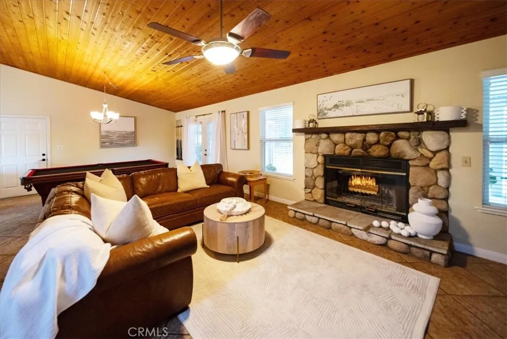 https://cdn.realtyfeed.com/cdn/127/306564348/430e6576a3a8c41af387684f84655ac0.webp