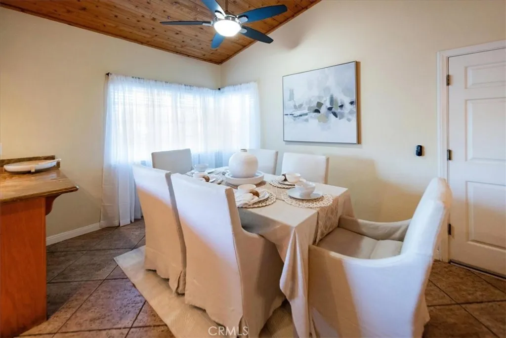 https://cdn.realtyfeed.com/cdn/127/306564348/be2dd7102fb8b06917493f72175b70b9.webp