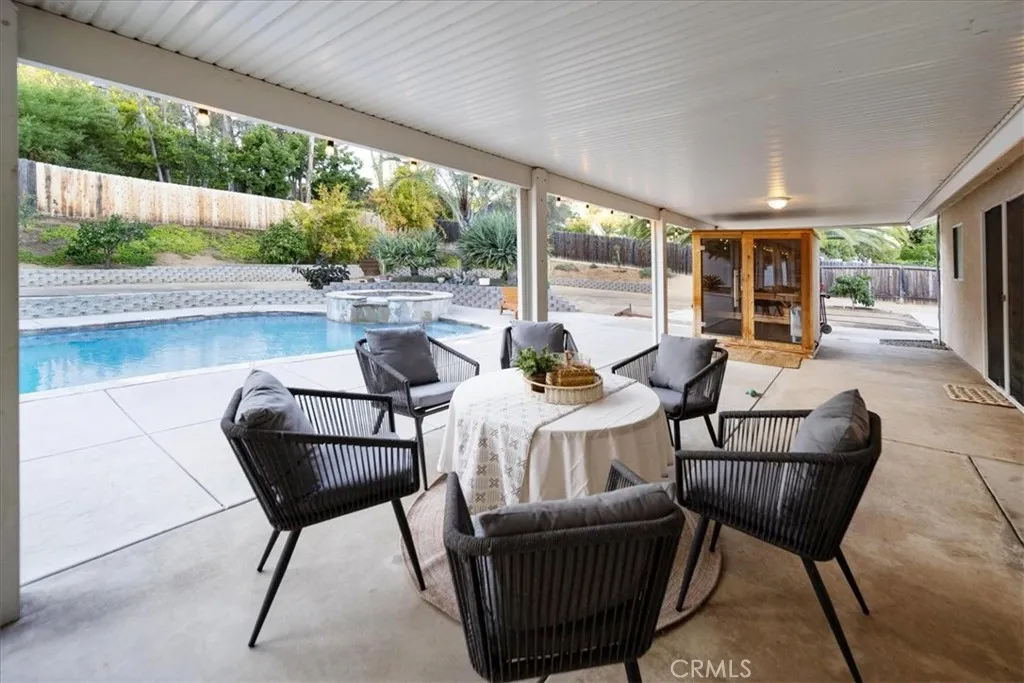 https://cdn.realtyfeed.com/cdn/127/306564348/ecf6798cc0a9bc21ff8a91c062e014e7.webp