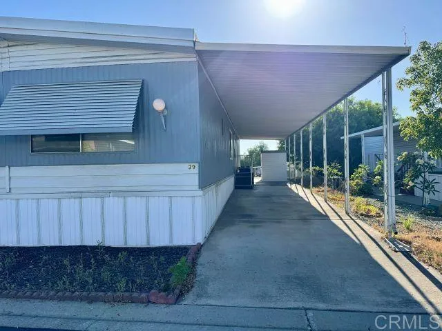 https://cdn.realtyfeed.com/cdn/127/306564383/2cf02a2657965c289ebd6268c98367e0.webp