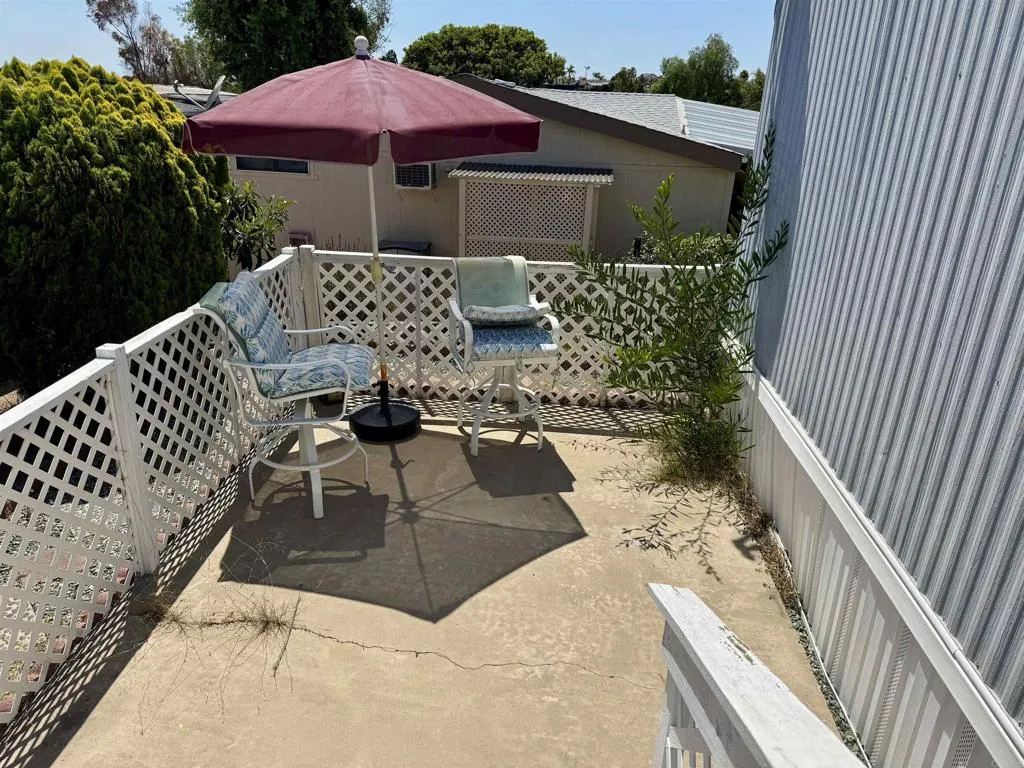 https://cdn.realtyfeed.com/cdn/127/306564383/838de808b3dab3e7e5b8be290b29ba54.webp