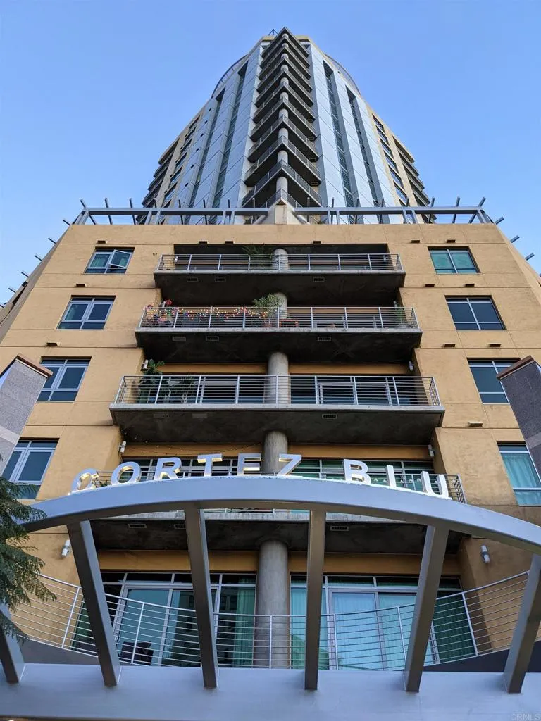 https://cdn.realtyfeed.com/cdn/127/306564397/95e19b53b54c88206bc8b048fa43ce9e.webp
