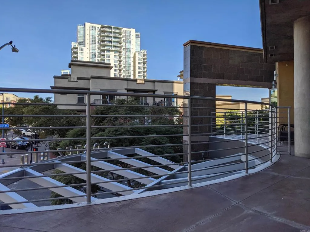 https://cdn.realtyfeed.com/cdn/127/306564397/9ffd51f9068a8517d7c913a078a20b58.webp