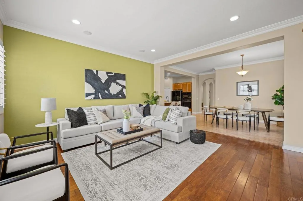 https://cdn.realtyfeed.com/cdn/127/306564422/03a8461816ef4b46b8e183e869ddab91.webp