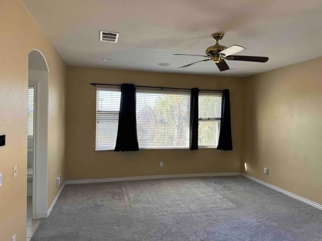 https://cdn.realtyfeed.com/cdn/127/306564464/20c704325ba4f731b04310a6db5536c5.webp