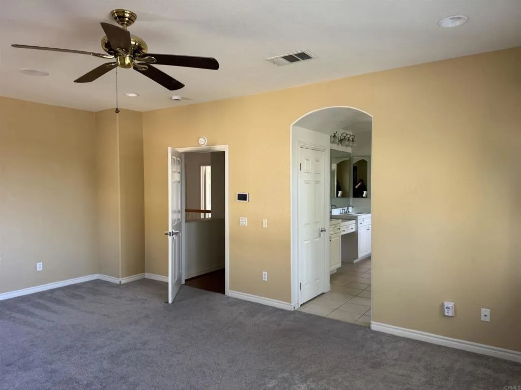 https://cdn.realtyfeed.com/cdn/127/306564464/b0af20b938a9d1b15c52a28e908eb0ba.webp