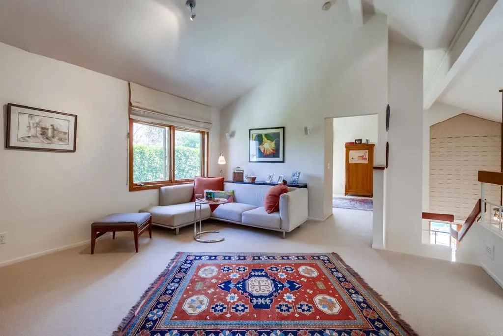 https://cdn.realtyfeed.com/cdn/127/306564470/399bb52095bce1b69cb535c13a5f1c1f.webp