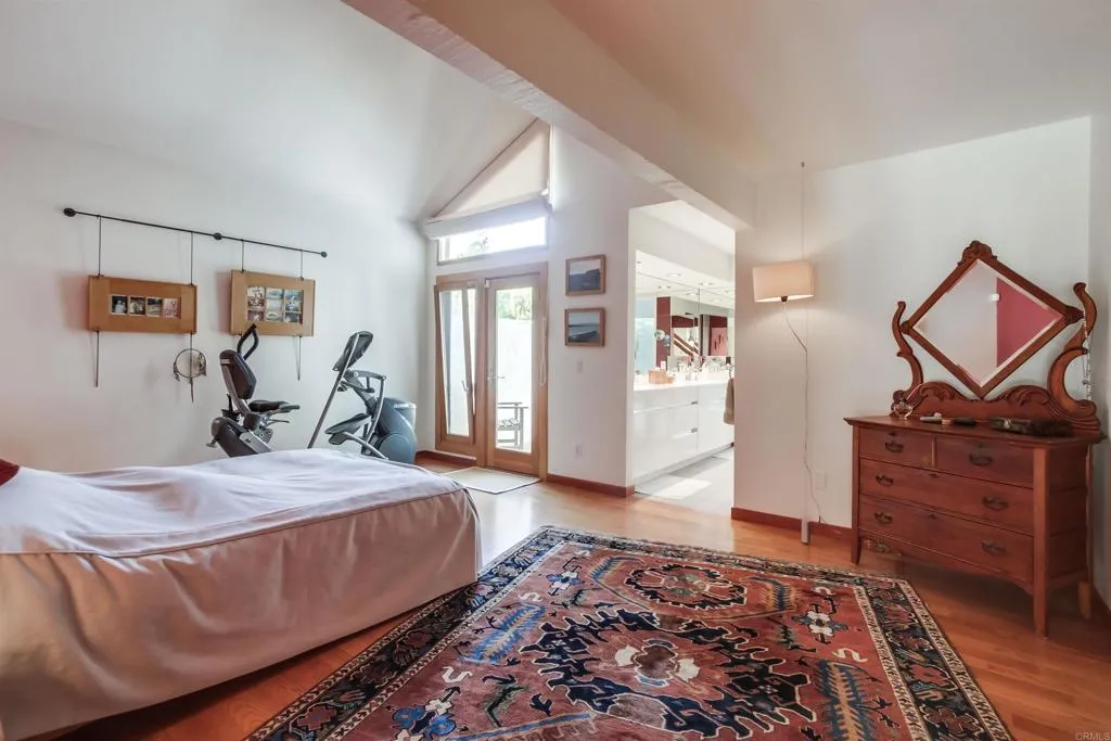 https://cdn.realtyfeed.com/cdn/127/306564470/6796cb0f3f649c29167924aa2662e2a0.webp