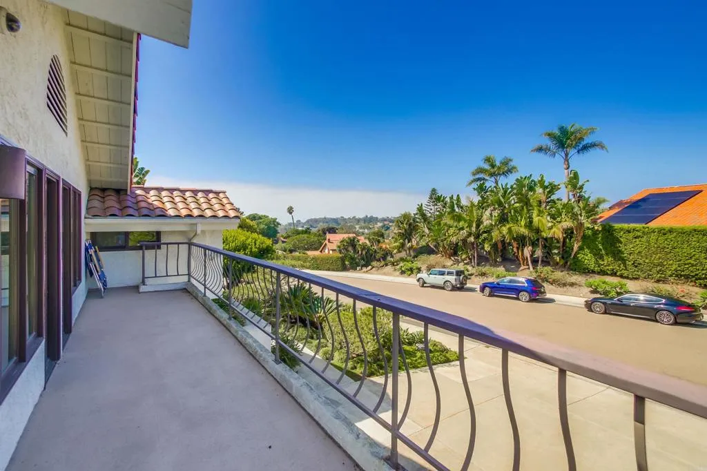 https://cdn.realtyfeed.com/cdn/127/306564470/8a414993a4756c5e05569445c444626f.webp