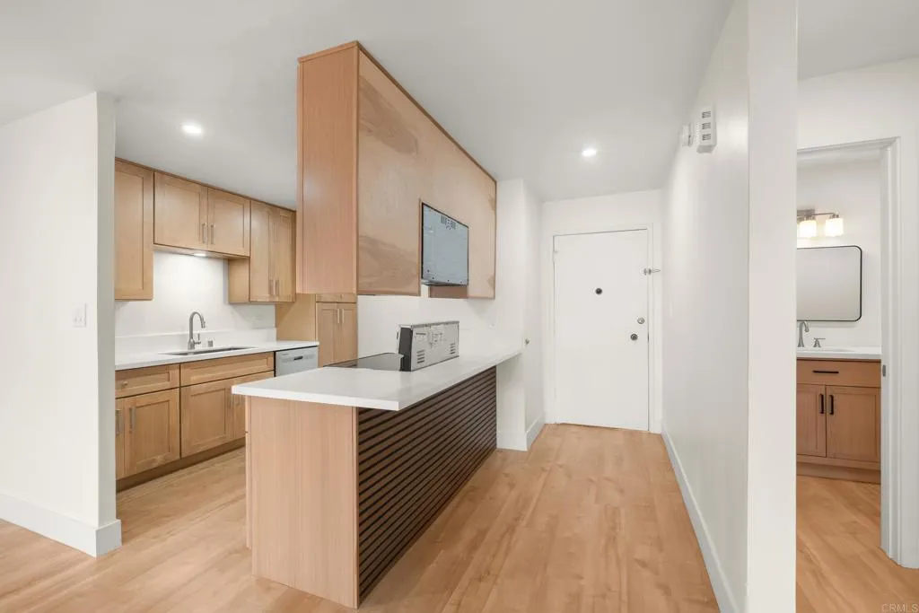 https://cdn.realtyfeed.com/cdn/127/306564549/f90da385e39e6823fa385c02db757cfd.webp