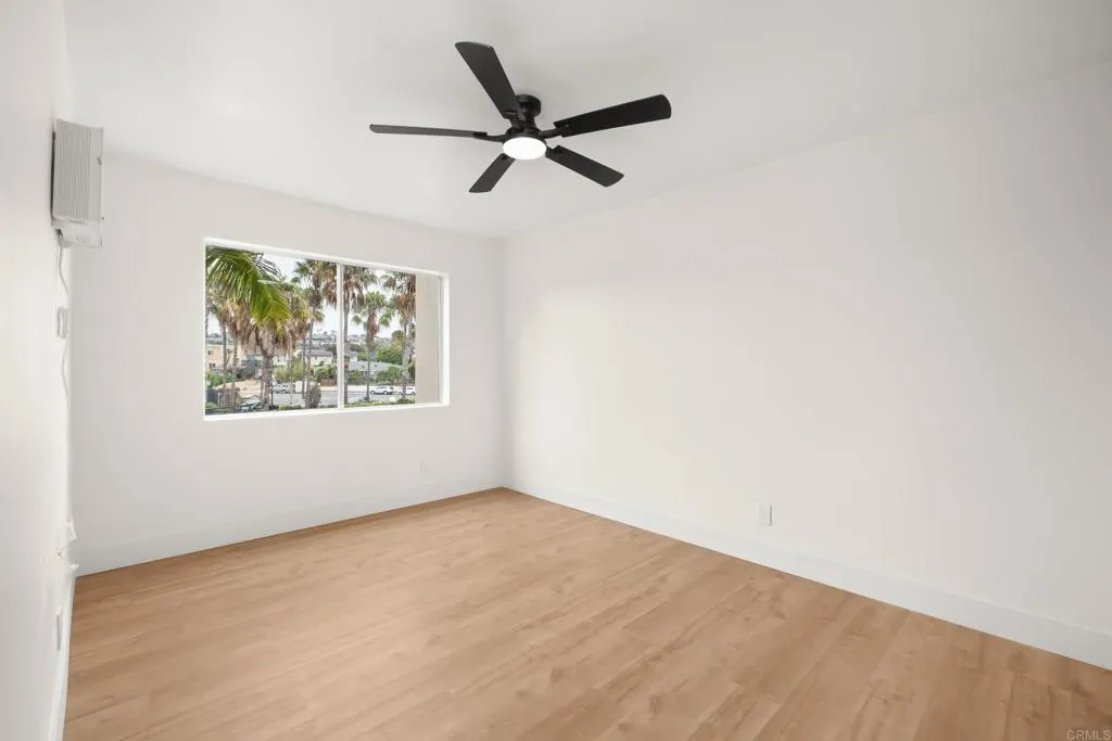 https://cdn.realtyfeed.com/cdn/127/306564550/cc6ec4cbb4445cc14f628820bf0397d7.webp