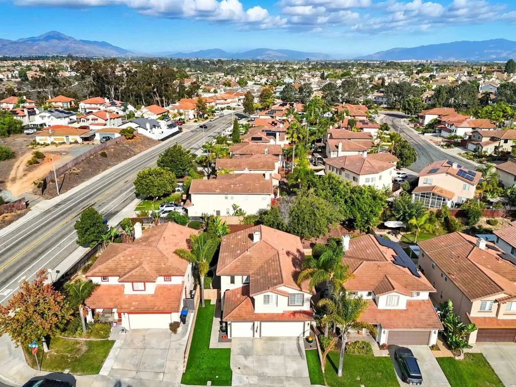 https://cdn.realtyfeed.com/cdn/127/306564551/1965435371cc64c7e3a34086c2ef8556.webp