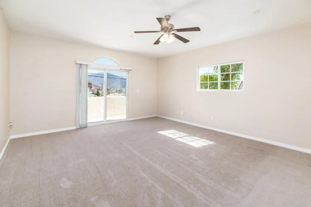 https://cdn.realtyfeed.com/cdn/127/306564561/58689084a3e909ede1e1aeea19de55eb.webp